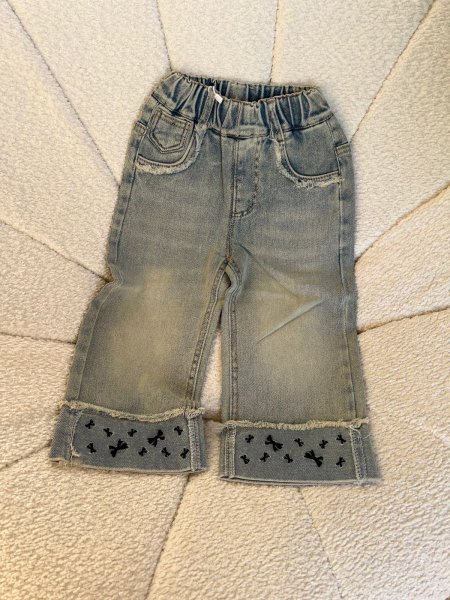 جينز بناتي بوي فرند