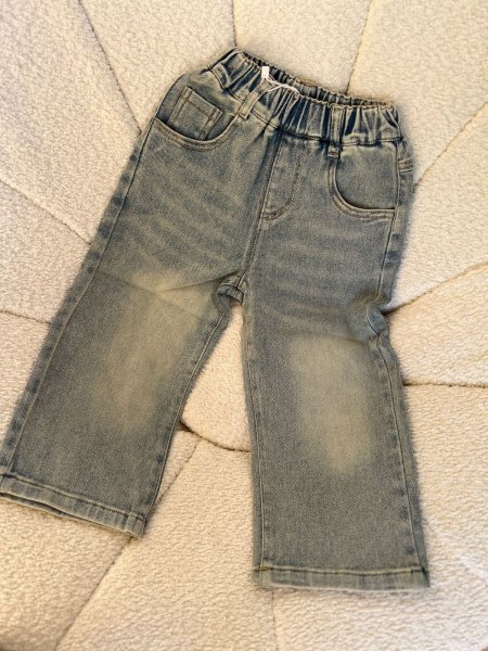 جينز بناتي بوي فرند