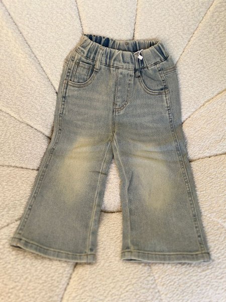 جينز بناتي بوي فرند