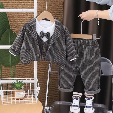 طقم ولادي رسمي 3قطع