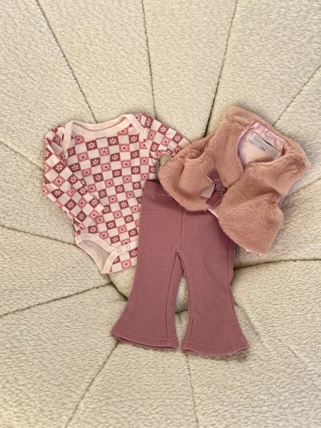 طقم بناتي 3 قطع