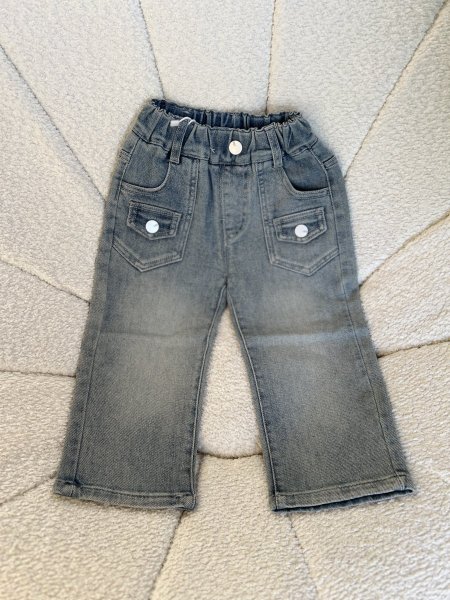 جينز بناتي واسع