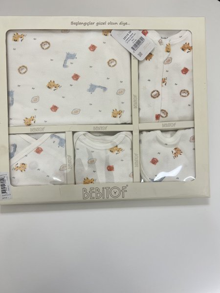 ابيض مع ازرق