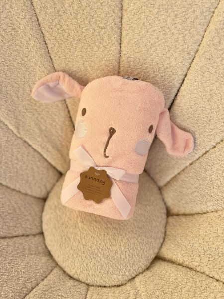 منشفة بيبي بقبعة