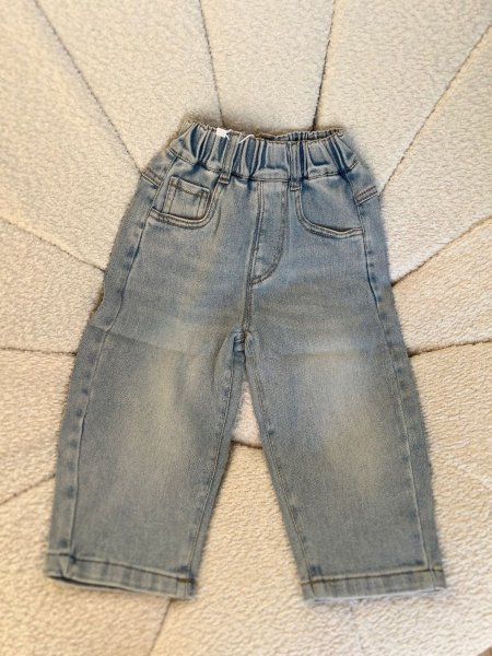 جينز بناتي بوي فرند