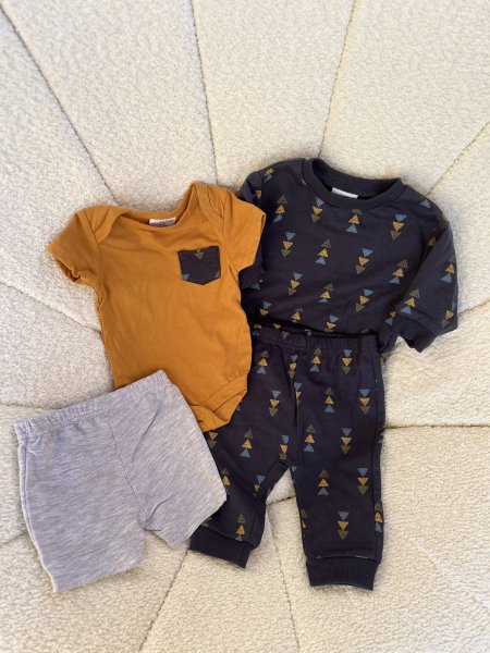 بدله ولادي 4 قطع