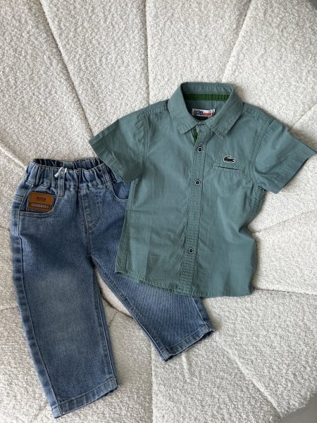 طقم ولادي قميص لاچوست وبنطلون جينز