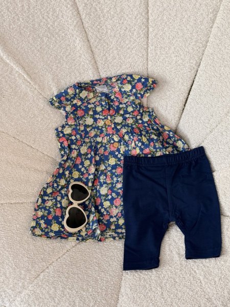 طقم بناتي مع نضارة 