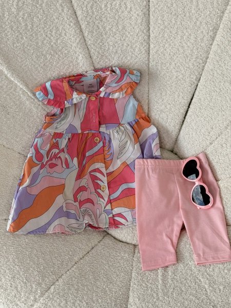 طقم بناتي مع نضارة 