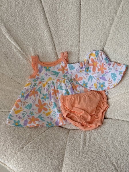 فستان بناتي مع طاقيه