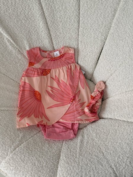 فستان مع تبان وبندانه