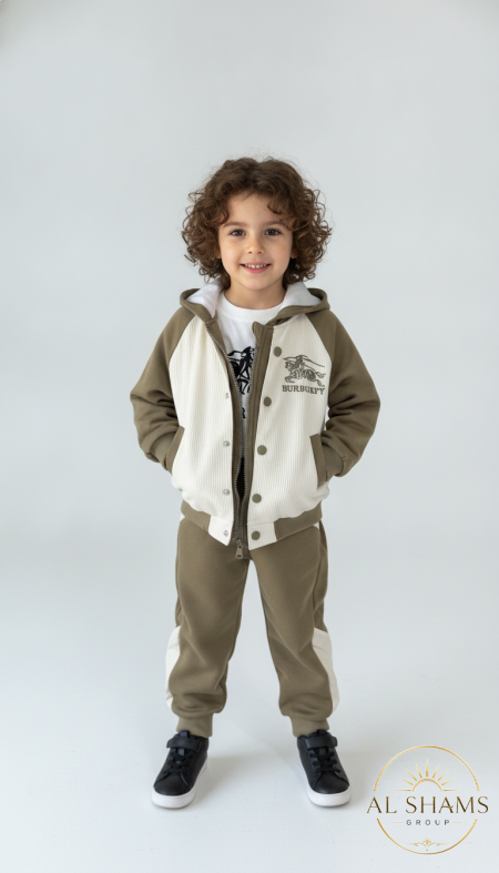 بدلة Burberry خريفية 3 قطع