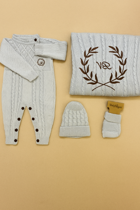 طقم صوف ناعم 5 قطع من عمر 6 ل 9