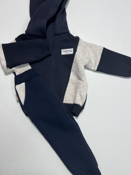 بدله عملي مع سحاب شتوي مبطن