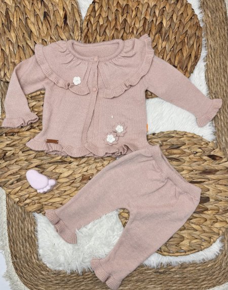 طقم بناتي صوف عملي ومريح